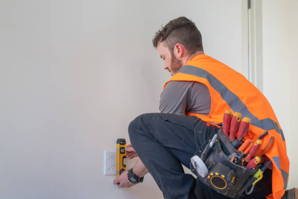 Best Electrical Contractors for Businesses  in East Moline, IL